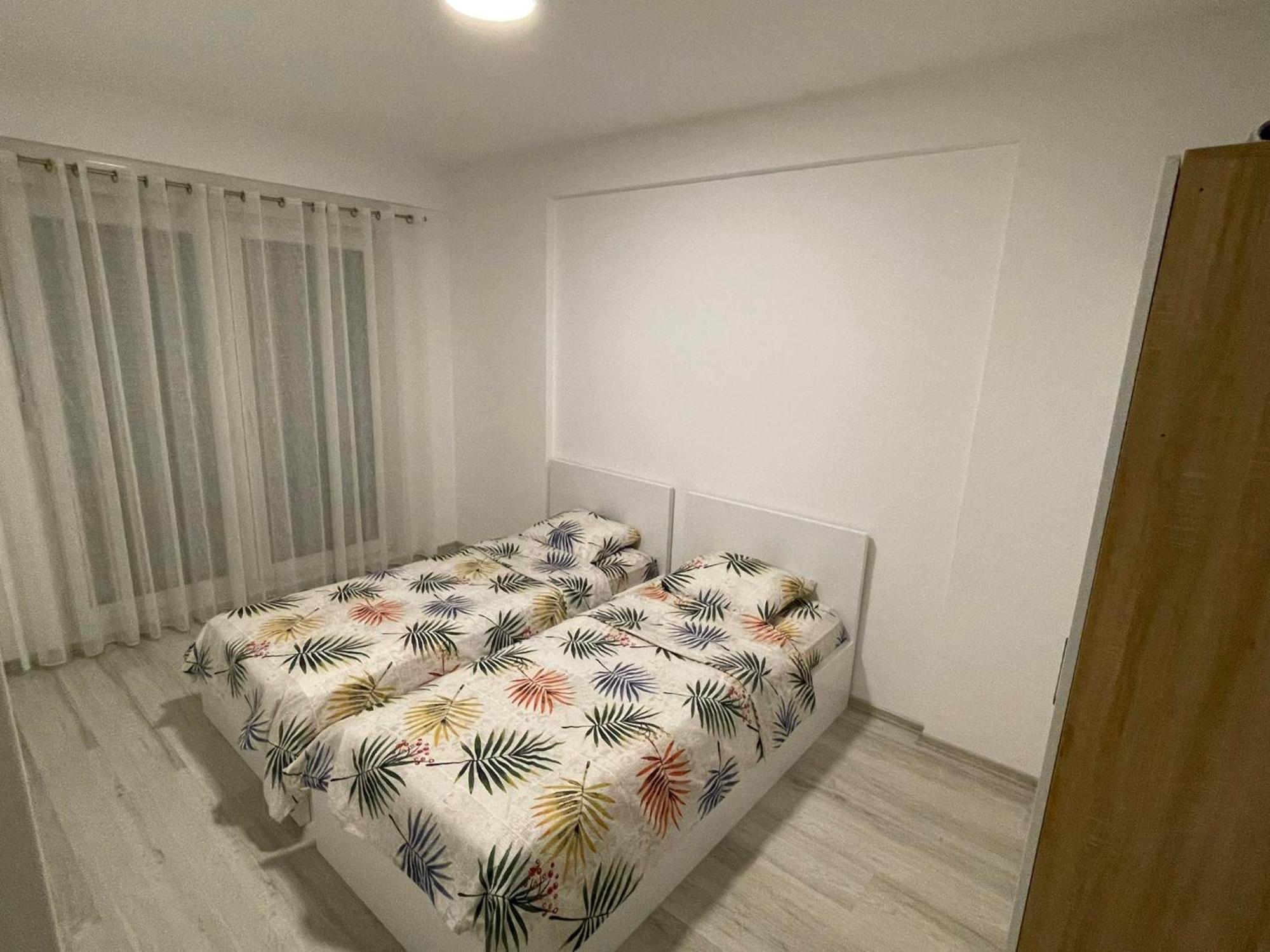 Plis Apartments 'Prishtina' プリシュティナ エクステリア 写真